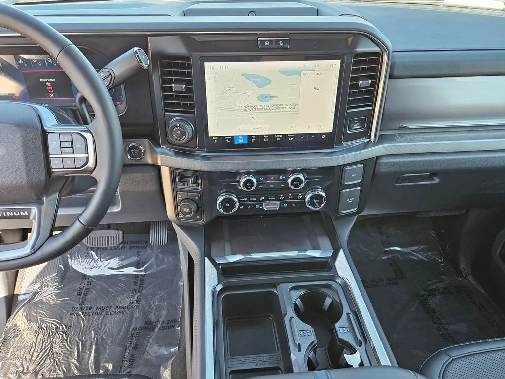 2026 Ford F-350 Super Duty Platinum - Photo 25