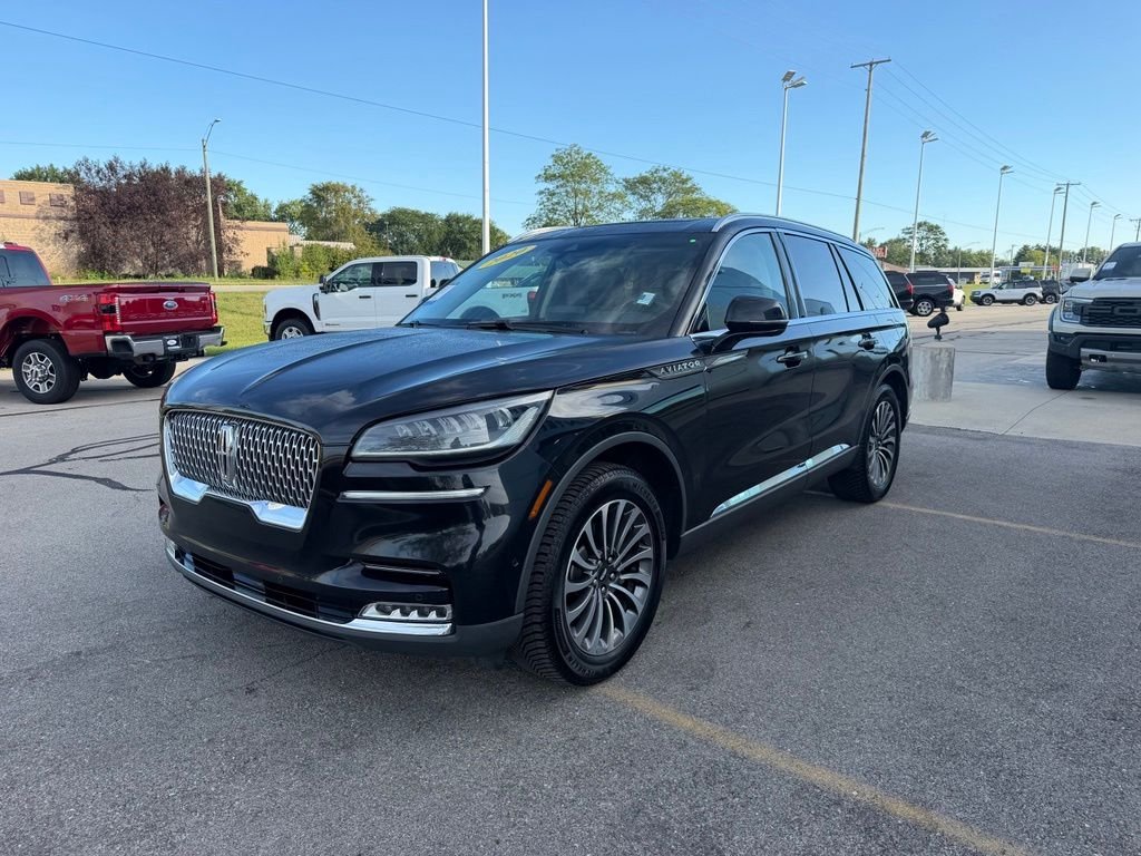 Used 2020 Black Metallic Lincoln Reserve image 31