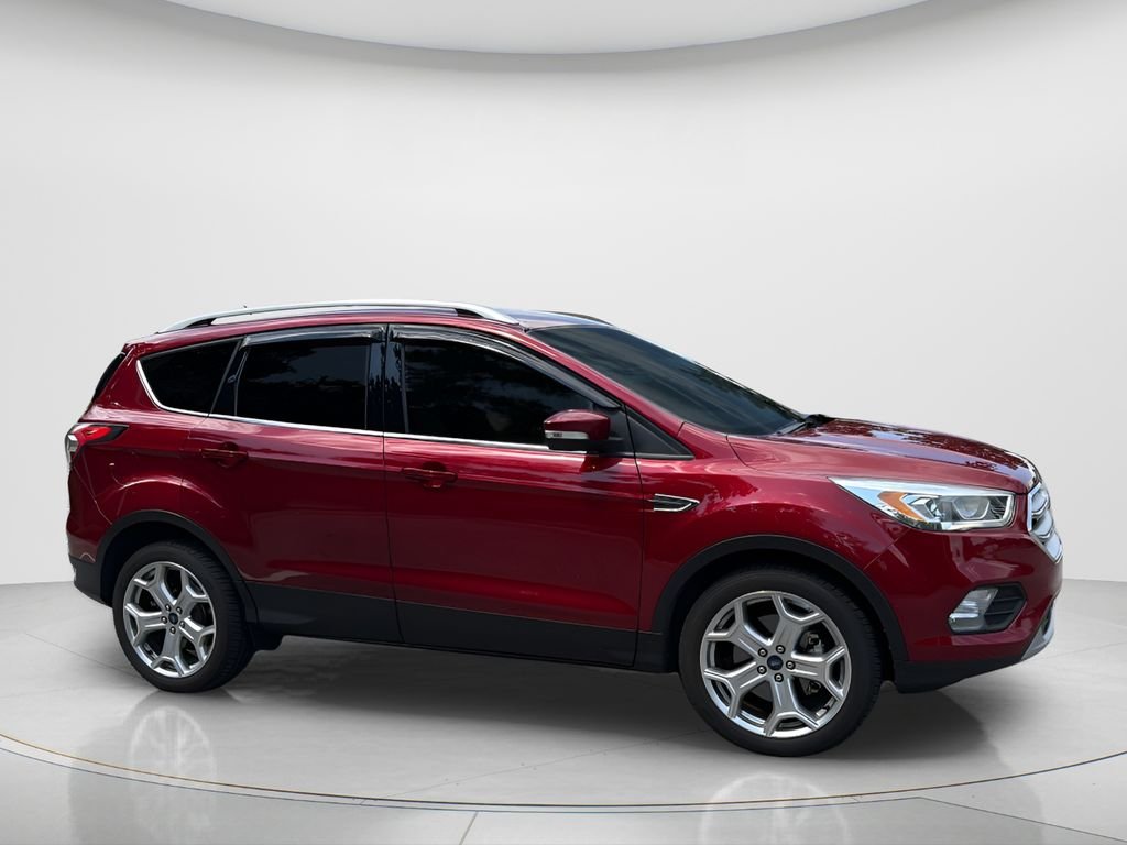 Used 2017 Red Ford Titanium image 9
