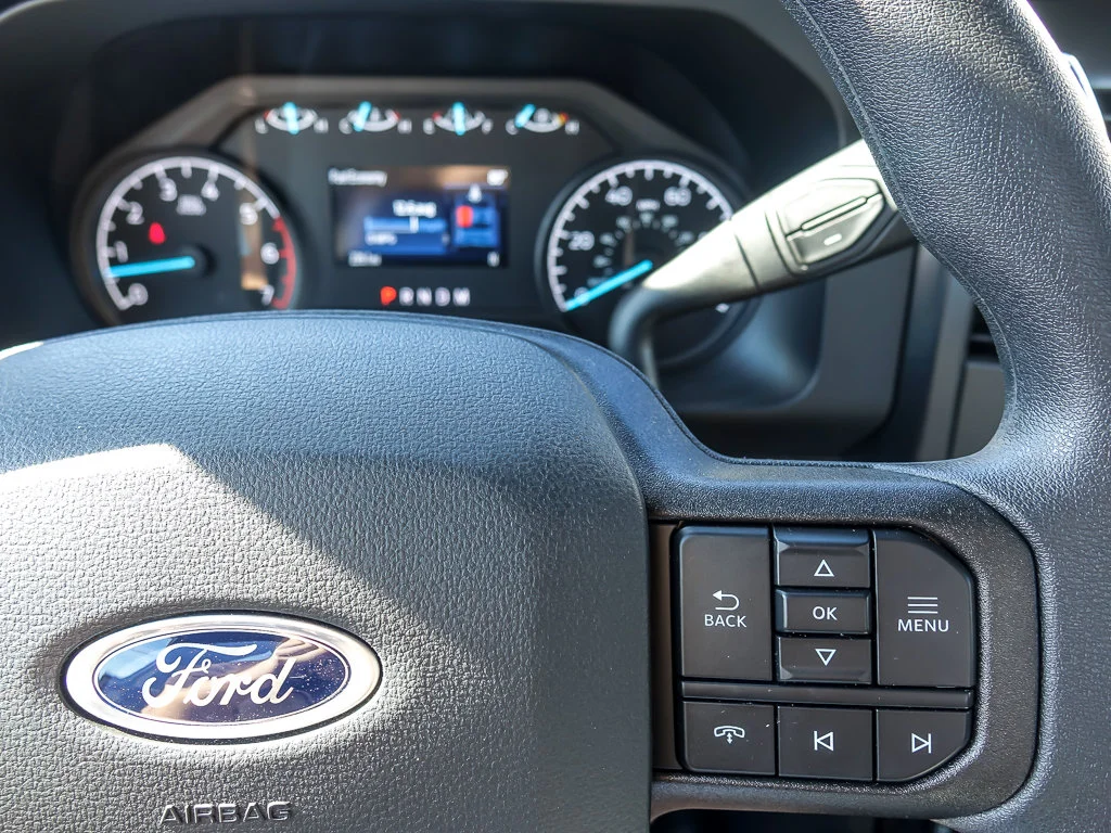 New 2026 Oxford White Ford XL image 17