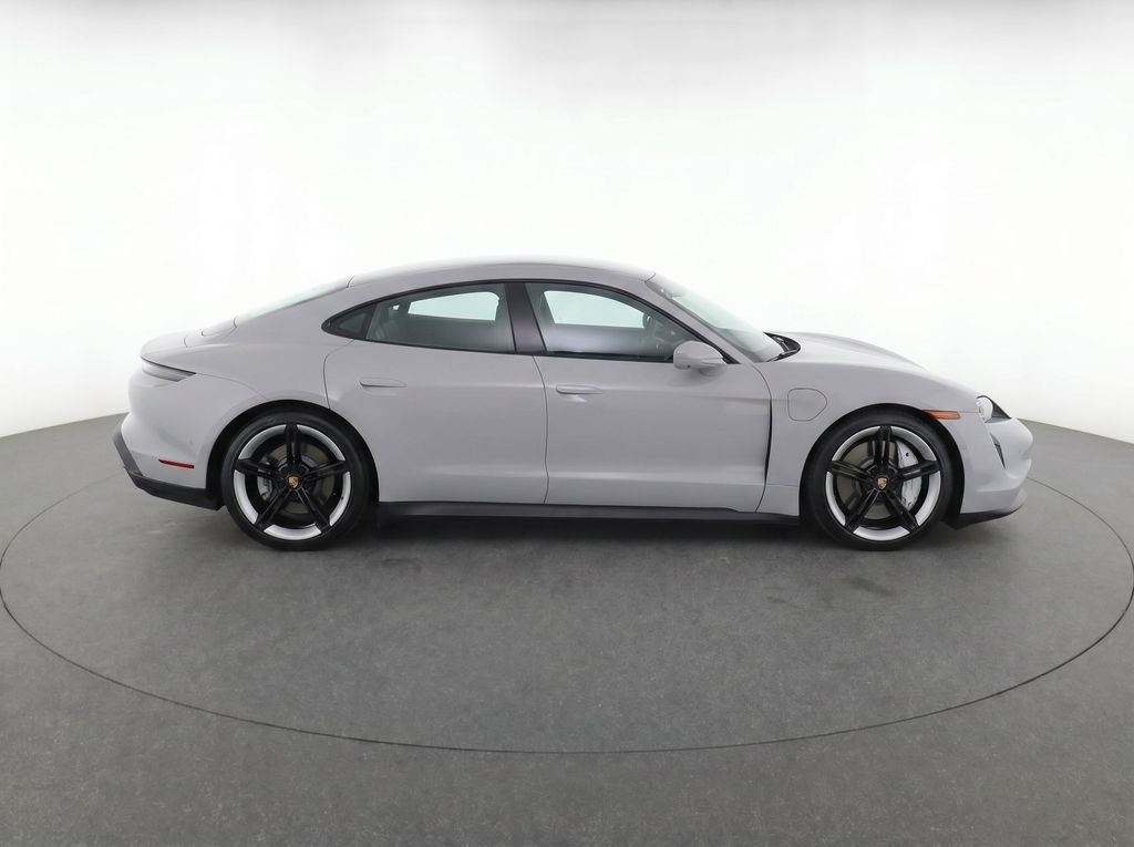 Used 2022 Coffee Beige Metallic Porsche 4S image 8