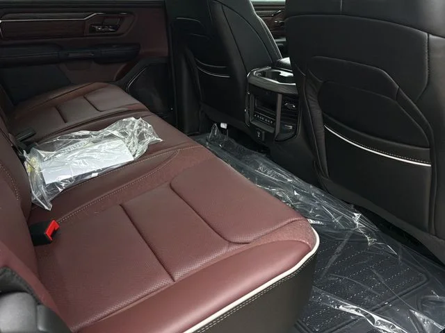 New 2026 Diamond Black Crystal Pearl-Coat Exterior Paint RAM Limited image 11