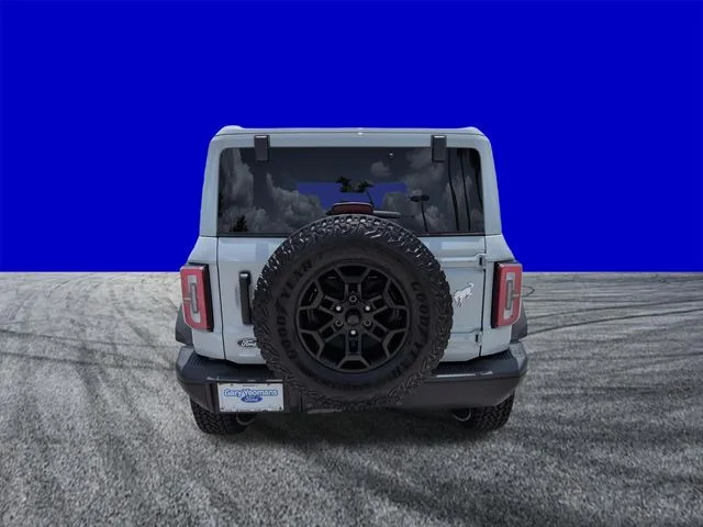 New 2026 Avalanche Gray Ford Badlands® image 5