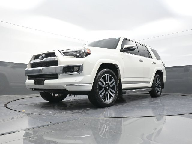 Used 2018 White Toyota Limited image 33
