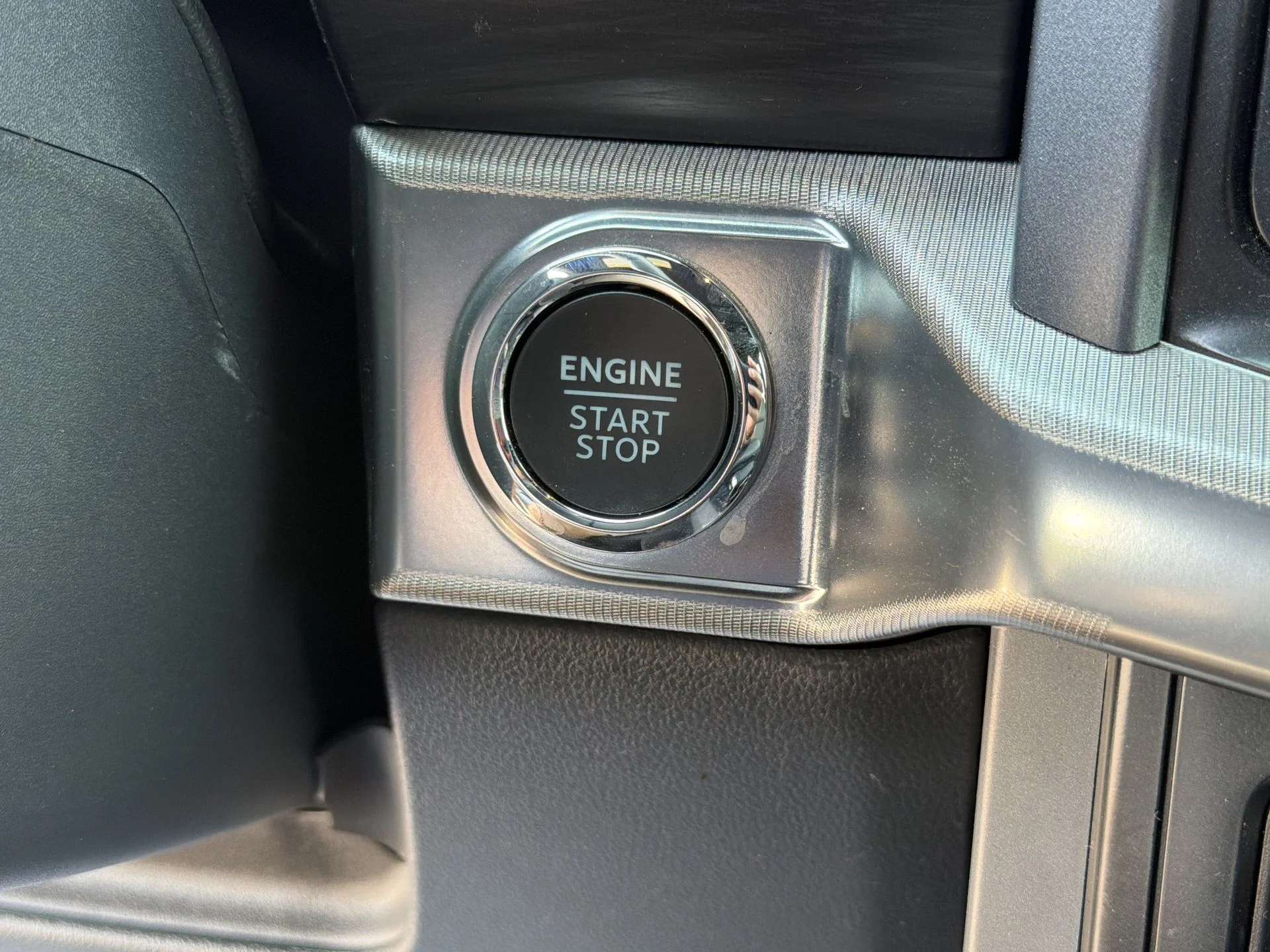 Certified Used 2024 Gray Metallic Ford Lariat image 11