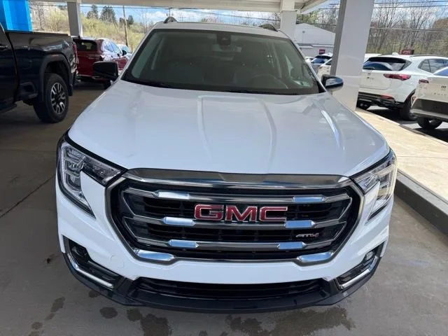 2023 GMC Terrain AT4 AWD's photo