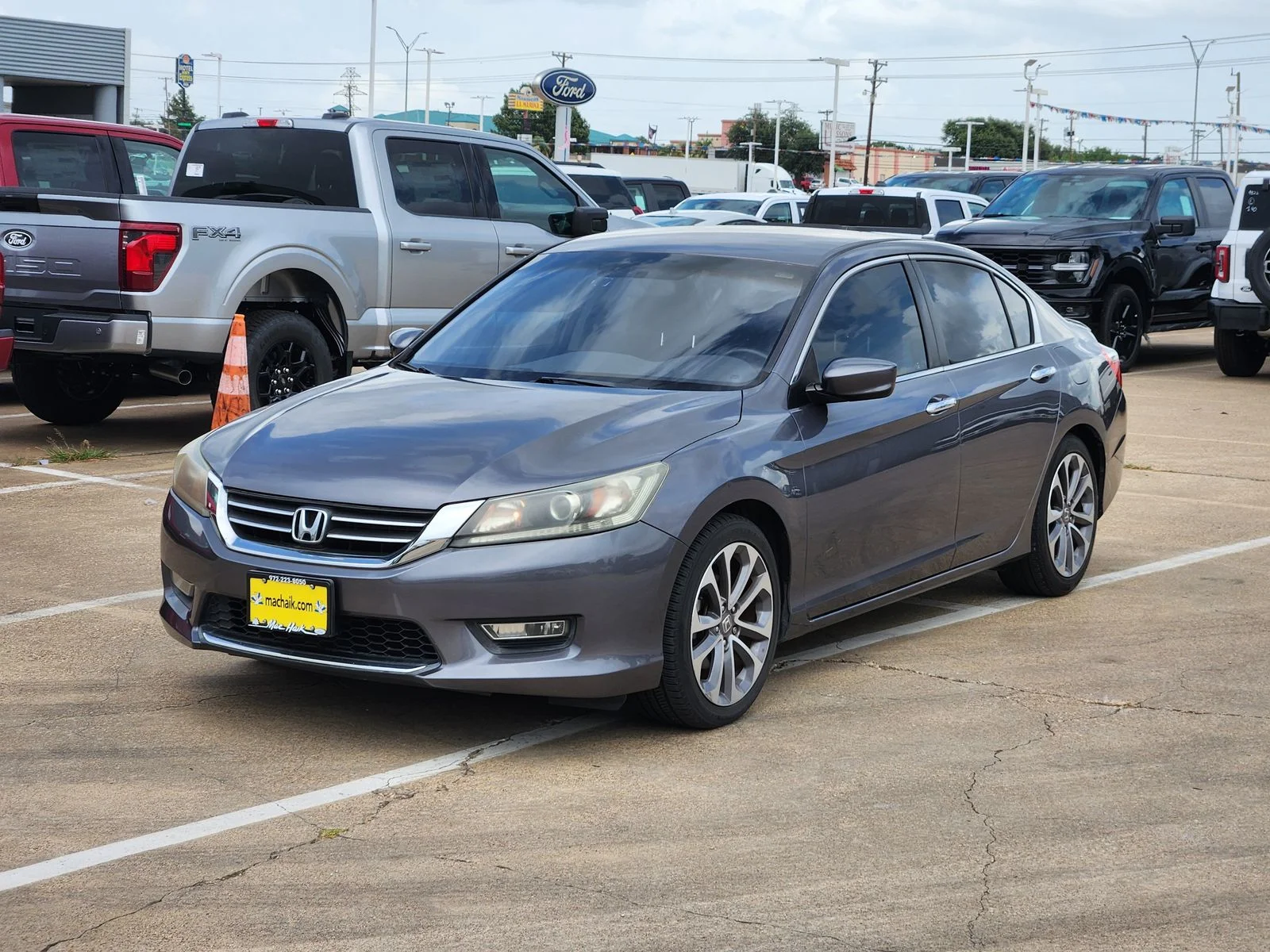 Used 2013 Gray Honda Sport image 3