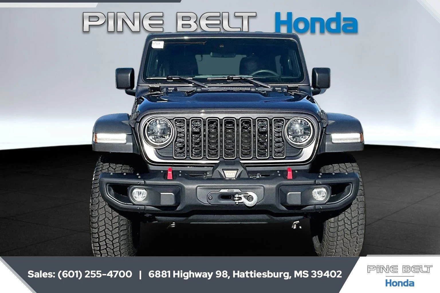 Used 2024 Granite Crystal Metallic Clearcoat Jeep Rubicon image 3