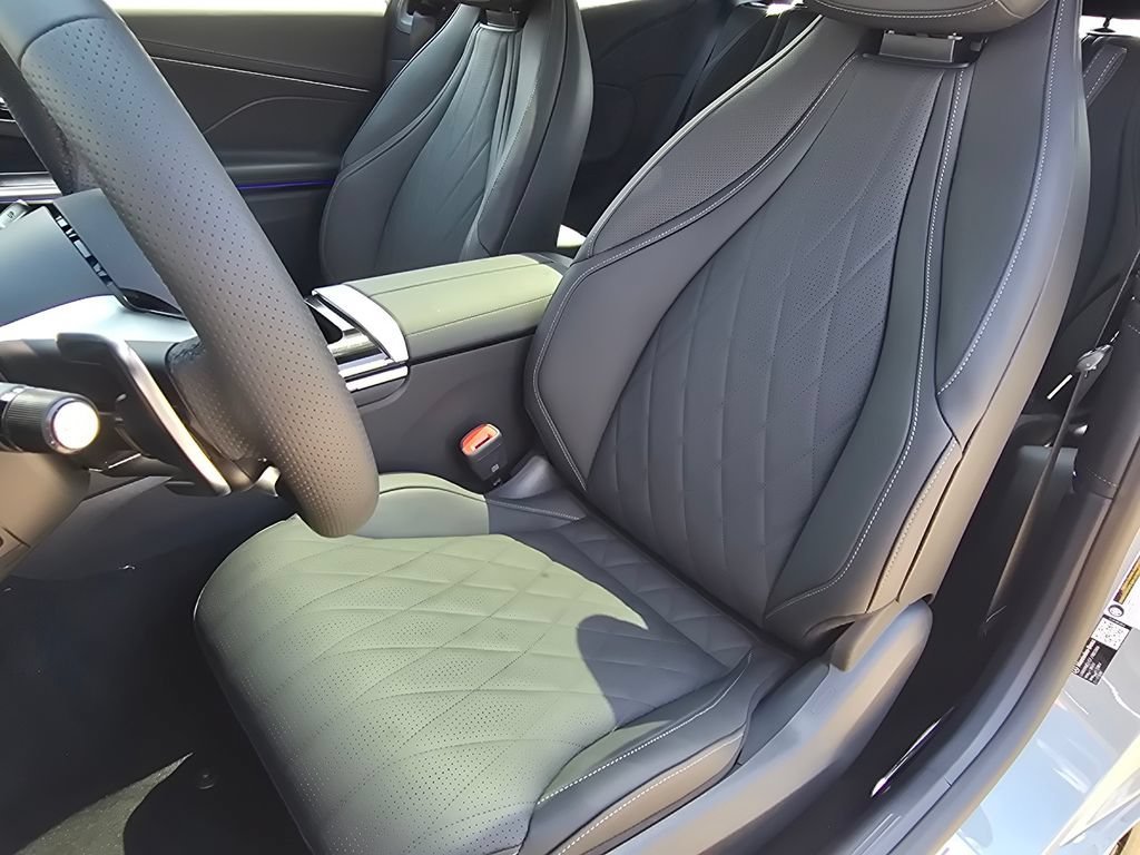 New 2026 MANUFAKTUR Alpine Grey Mercedes-Benz CLE 53 AMG® image 60