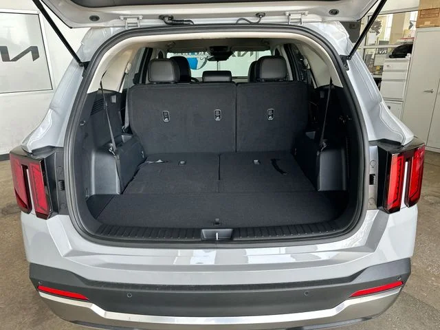 New 2026 Wolf Gray Kia S image 21