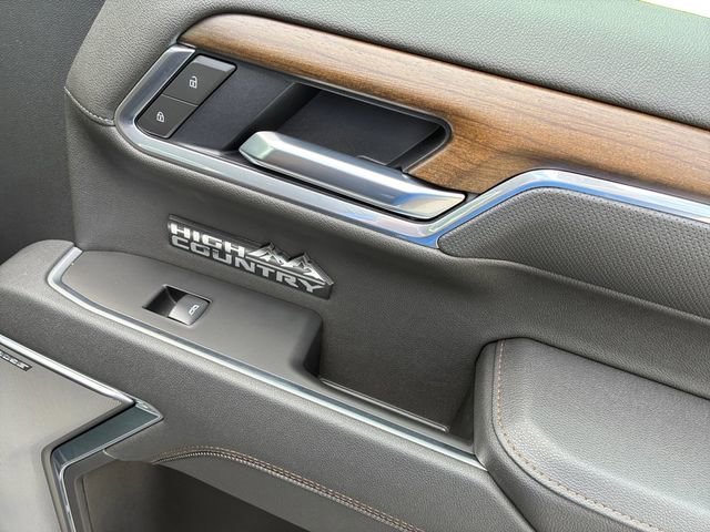 2026 Chevrolet Silverado 1500 High Country - Photo 14