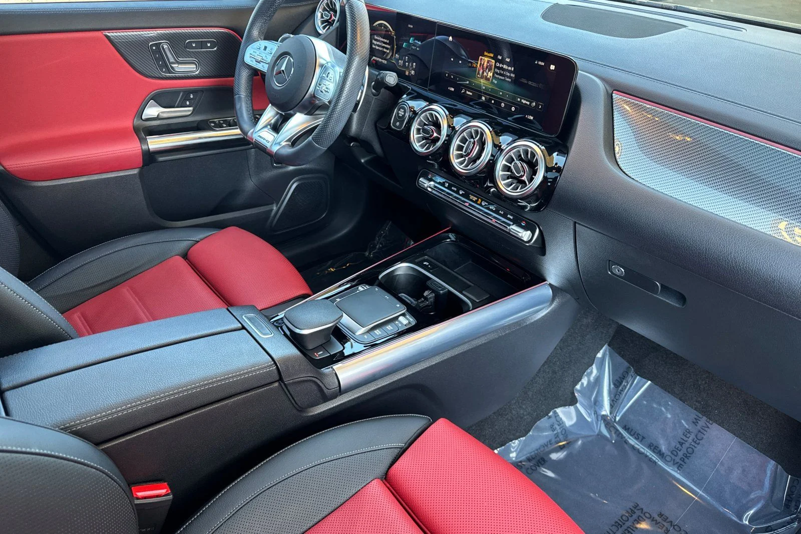 Used 2022 Black Mercedes-Benz 4MATIC® image 18