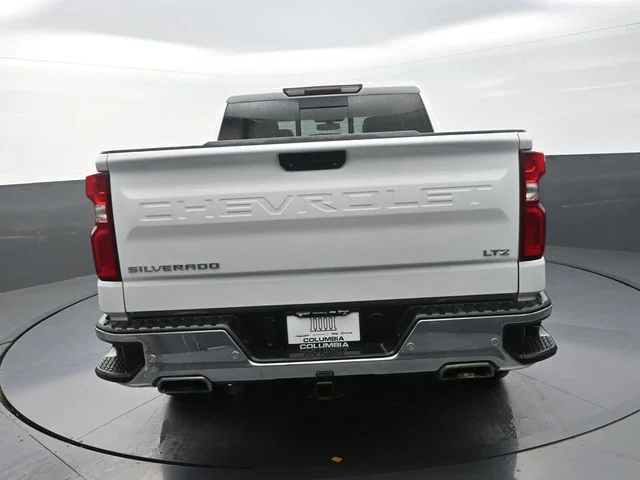 Used 2021 White Chevrolet LTZ image 8