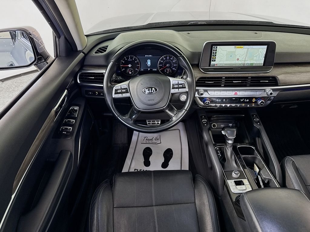 Used 2020 Everlasting Silver Kia SX image 4