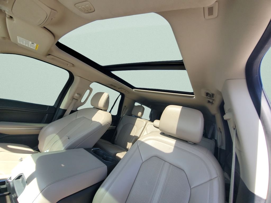 Used 2024 Black Ford Limited image 18