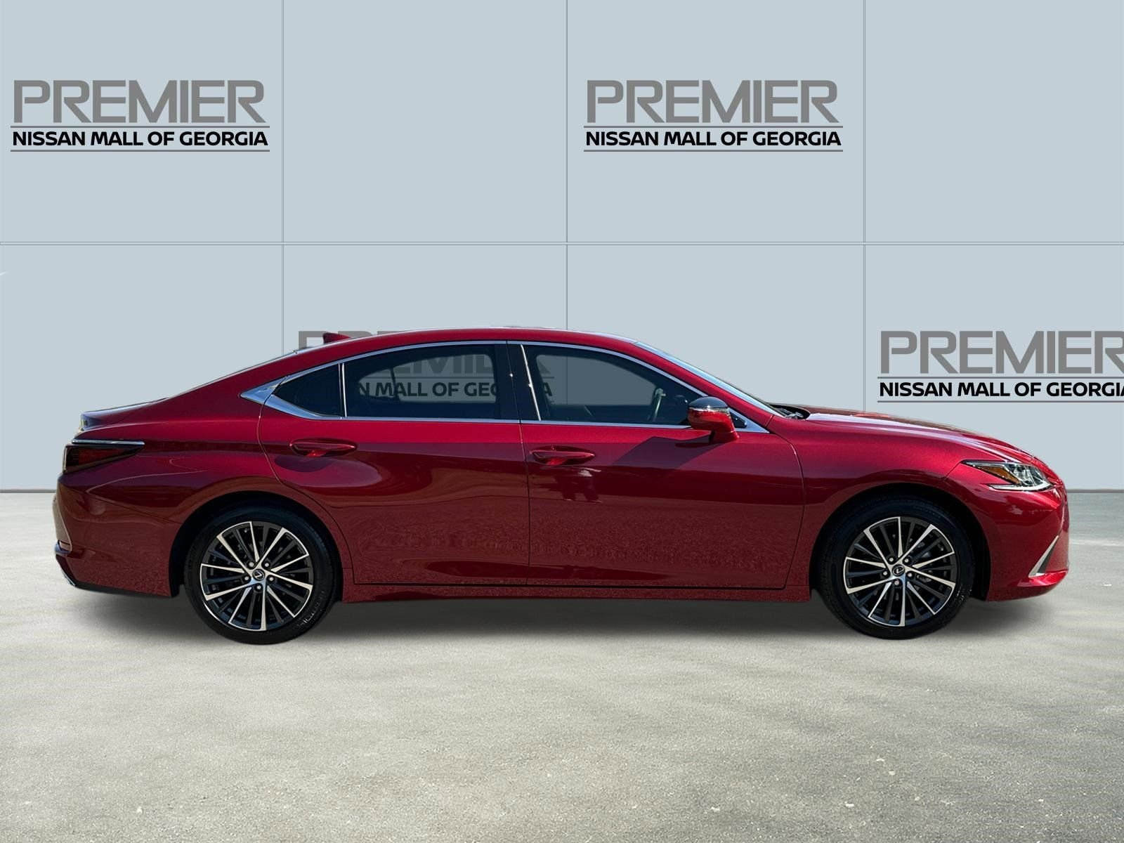 Used 2025 Red Lexus 350 image 4