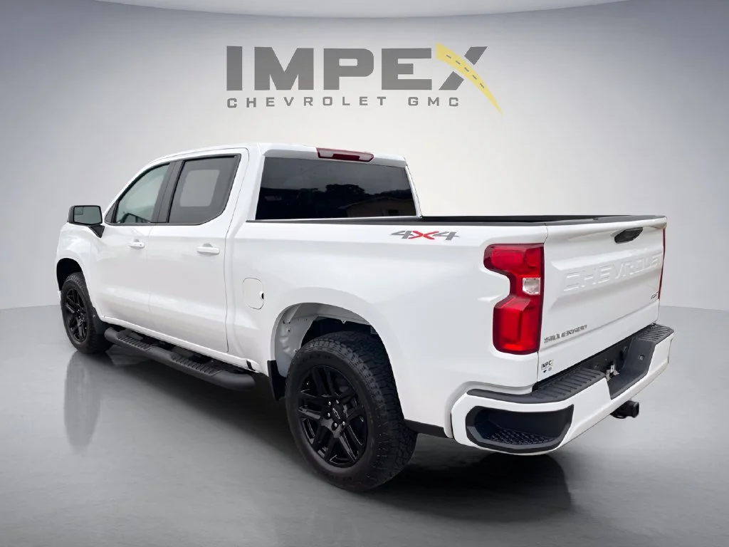 New 2026 White Chevrolet RST image 3