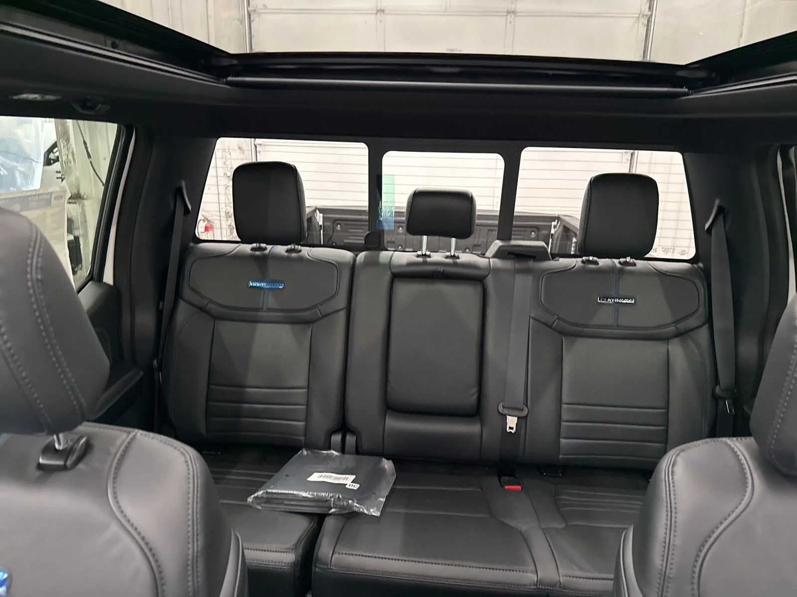 New 2026 Star White Metallic Tri-Coat Ford F-250® Platinum® image 18