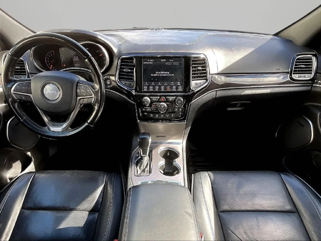 Used 2020 Black Jeep Overland image 9