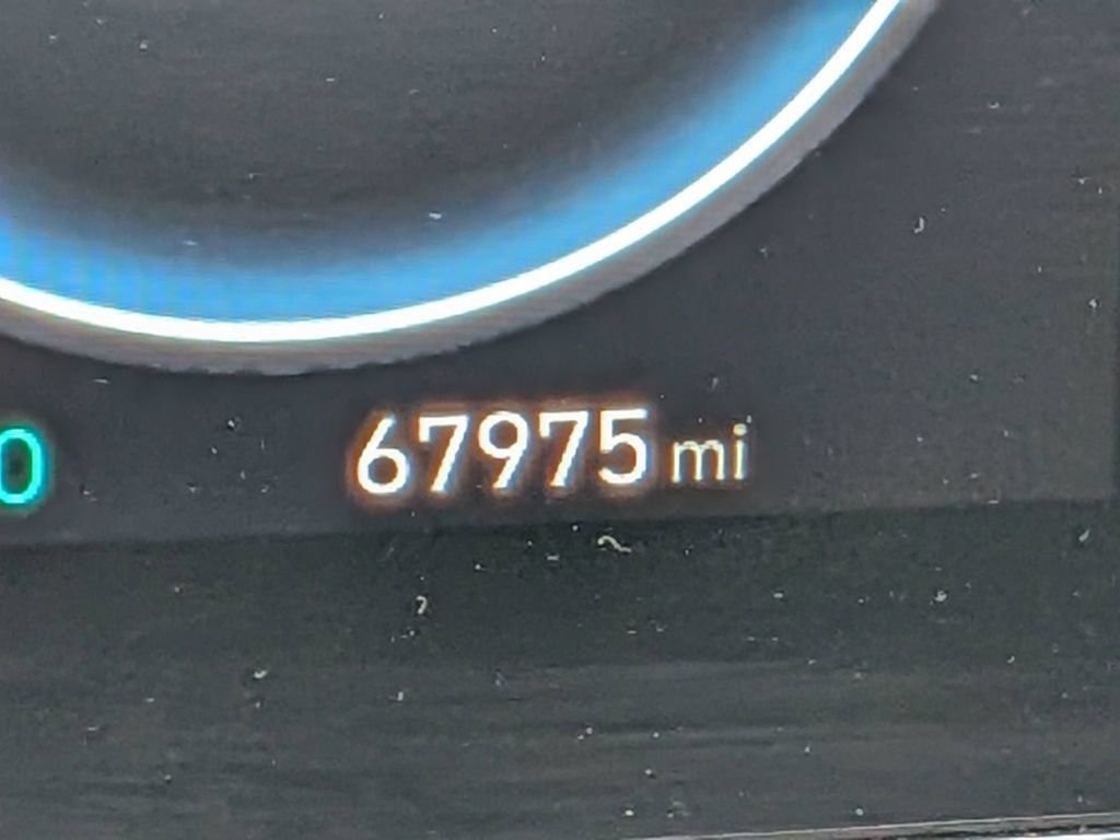 Used 2024 Black Hyundai Blue image 19