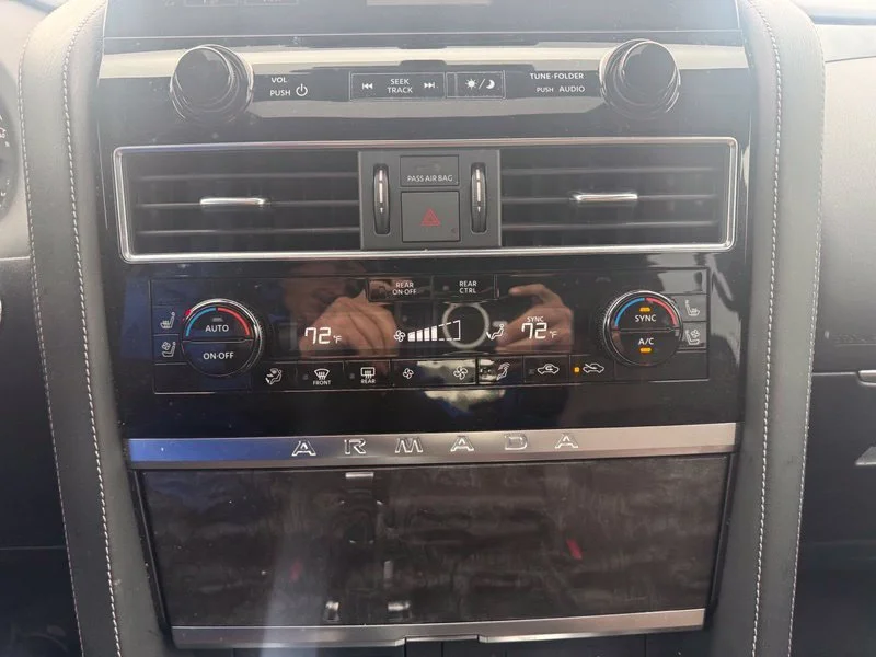 Used 2022 Gray Nissan Platinum image 14