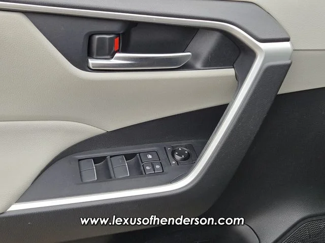 Used 2021 Blue Toyota XLE Premium image 21