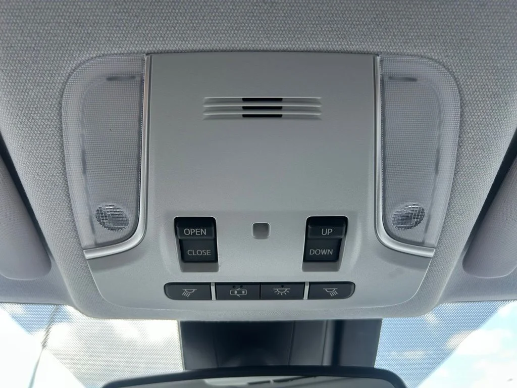 Used 2016 Gray Toyota Four image 24