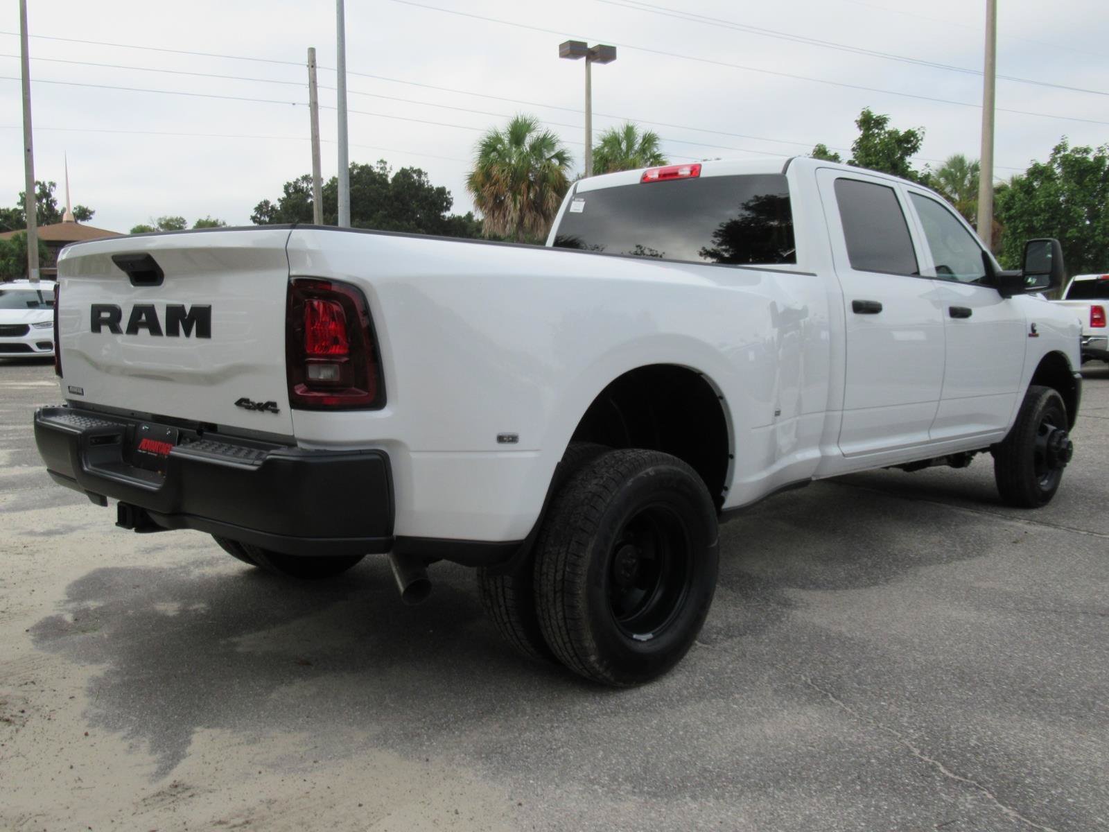 New 2027 Bright White Clear-Coat Exterior Paint RAM Tradesman image 6