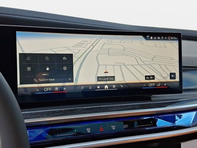2026 BMW 7 Series 750e - Photo 16