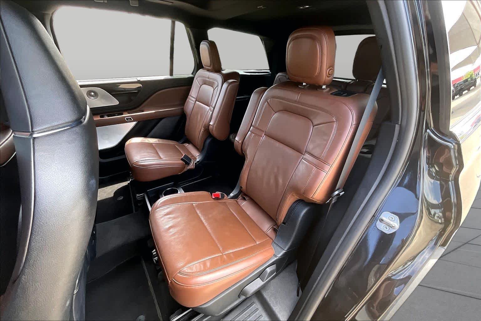 Used 2020 Infinite Black Lincoln Reserve image 20