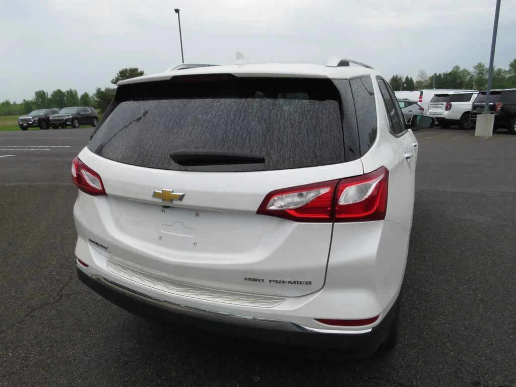 Used 2021 Pearl Chevrolet Premier image 8