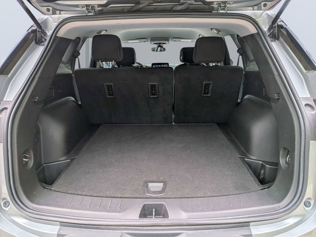 Used 2023 Gray Chevrolet LT image 12