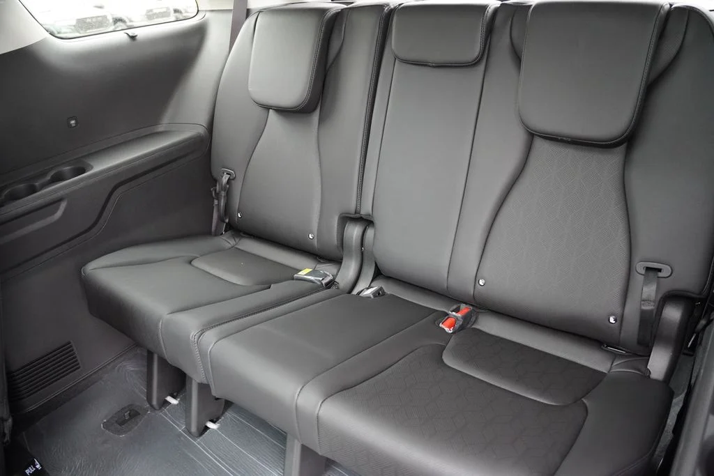 New 2027 Ceramic Silver Kia SX image 11