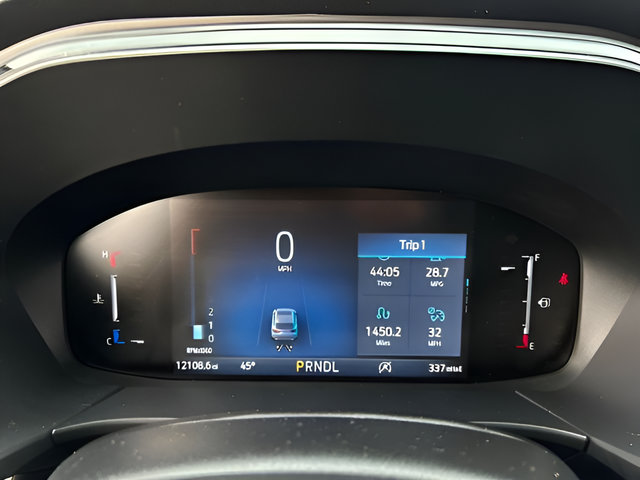 Used 2025 Gray Ford ST-Line image 15