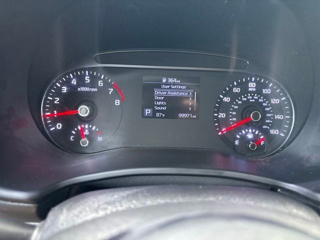Used 2020 Black Kia S image 21