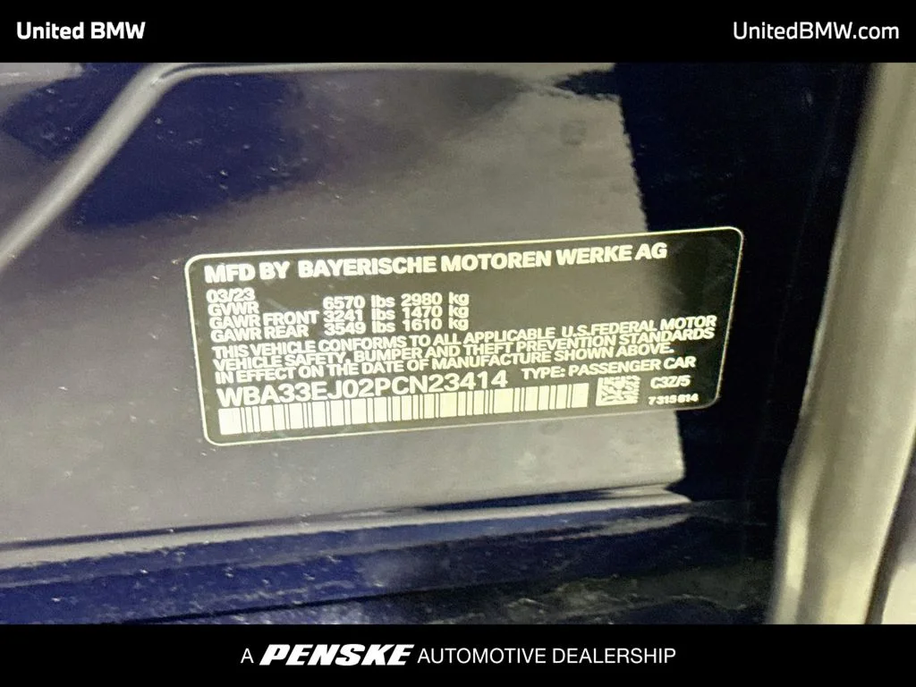 Certified Used 2023 Tanzanite Blue II Metallic BMW 760i xDrive image 15