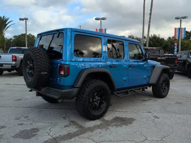 Used 2025 Blue Jeep Willys image 4