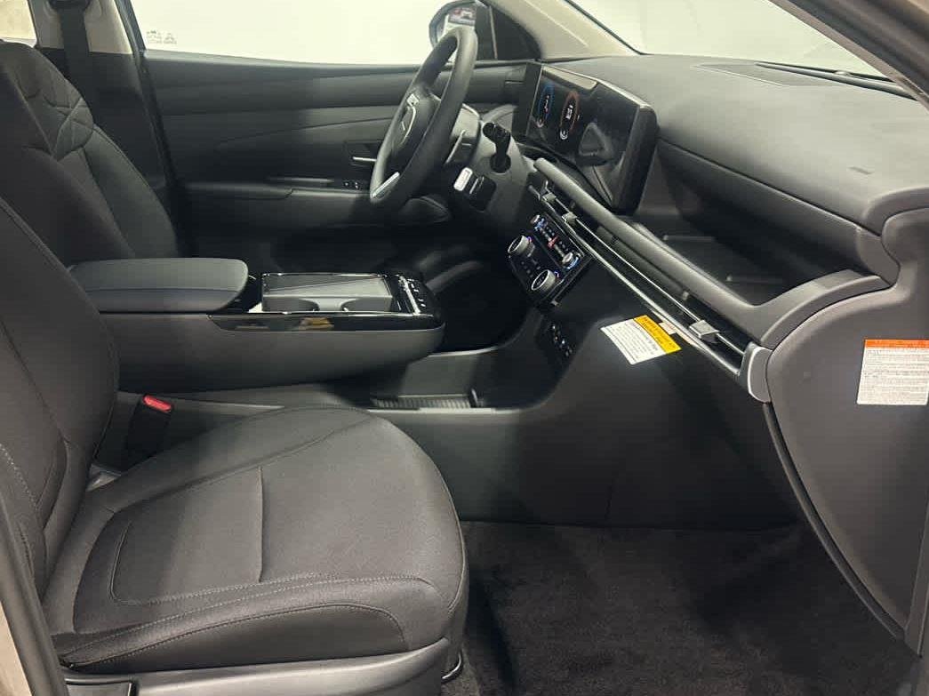 New 2026 Cashmere Bronze Hyundai Blue SE image 13