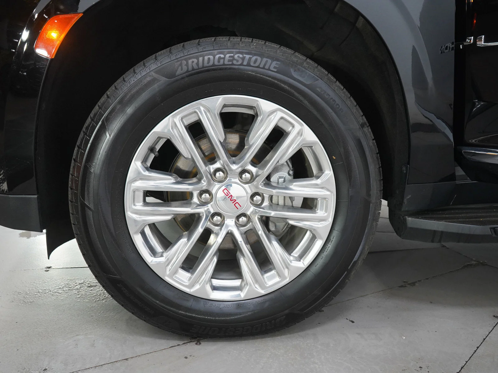 2022 GMC Yukon SLT - Photo 32