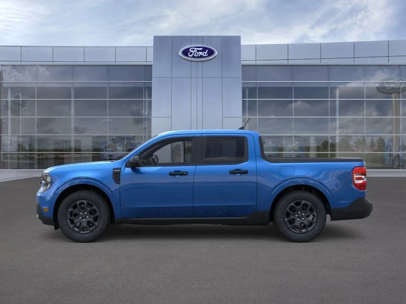 New 2026 Blue Ford XLT image 3