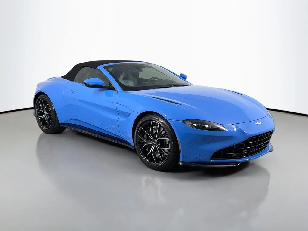 Used 2021 Blue Aston Martin Base image 3