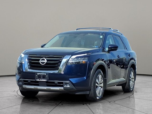 2022 Nissan Pathfinder SL