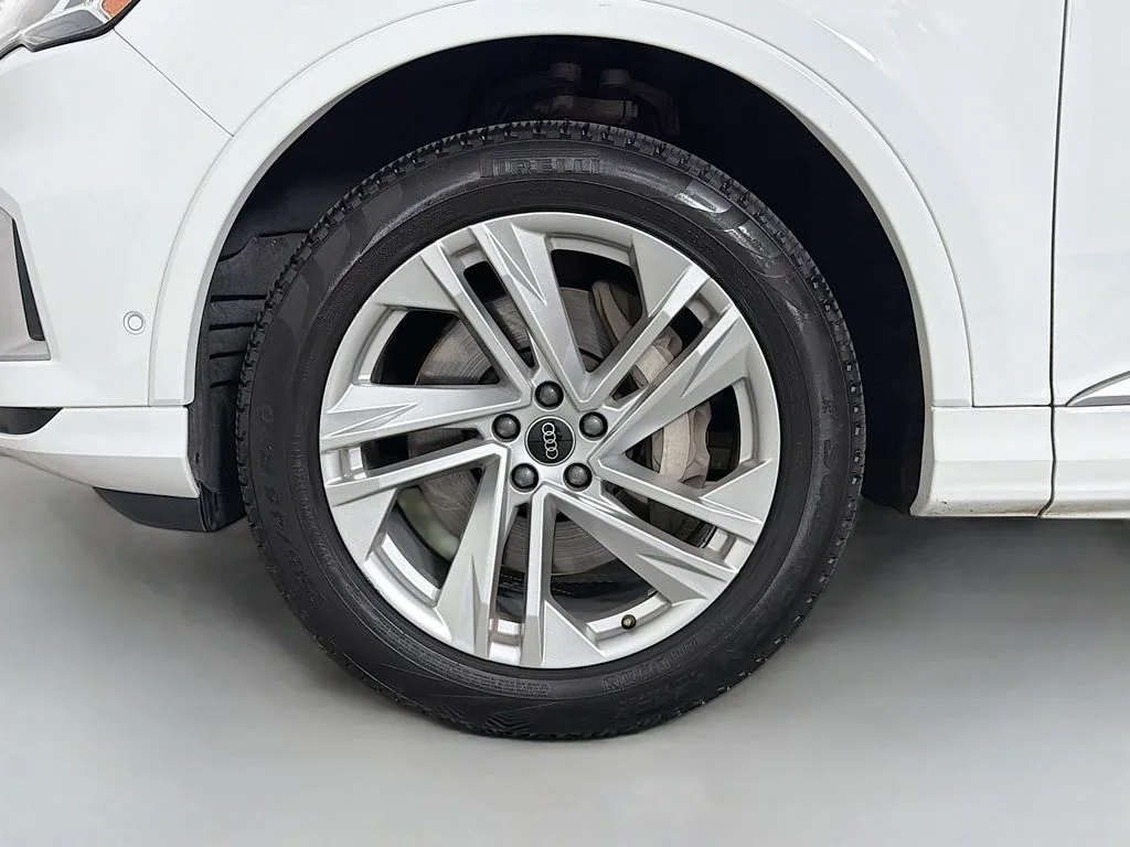 Used 2021 White Audi 45 Premium image 33