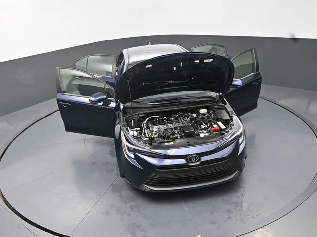 Used 2026  Toyota LE image 39