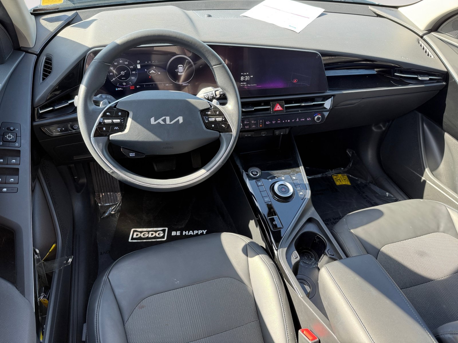 Used 2023 Mineral Blue Kia Wind image 15