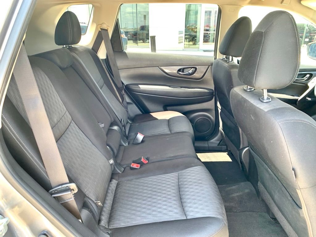 Used 2020 Gray Nissan SV image 24