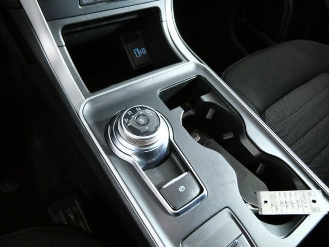 Used 2022 Gray Ford SE image 18