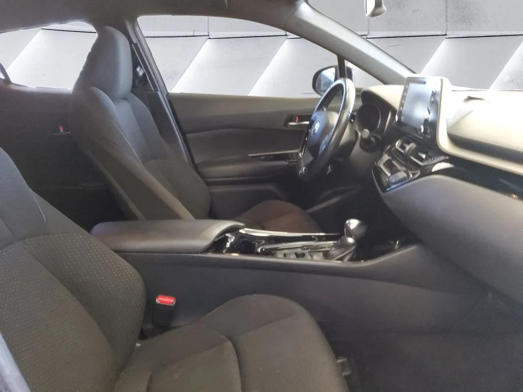 Used 2019 Gray Toyota XLE image 13