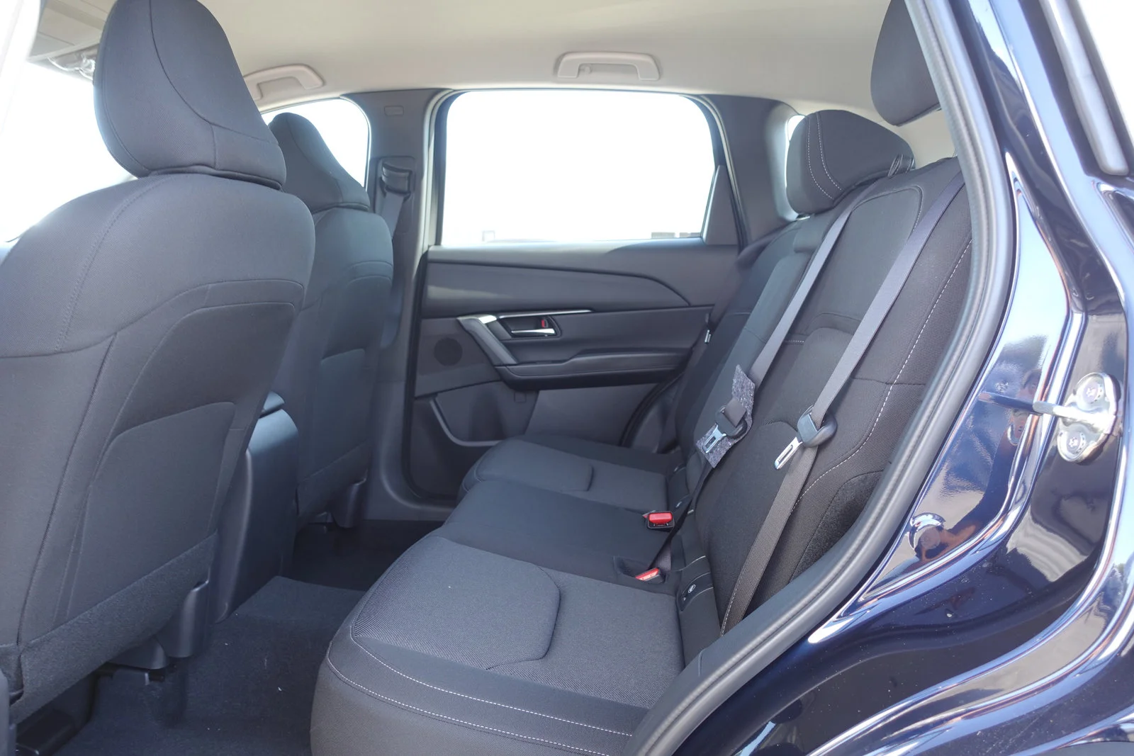 New 2026 Navy Blue Mica Mazda 2.5 S image 13