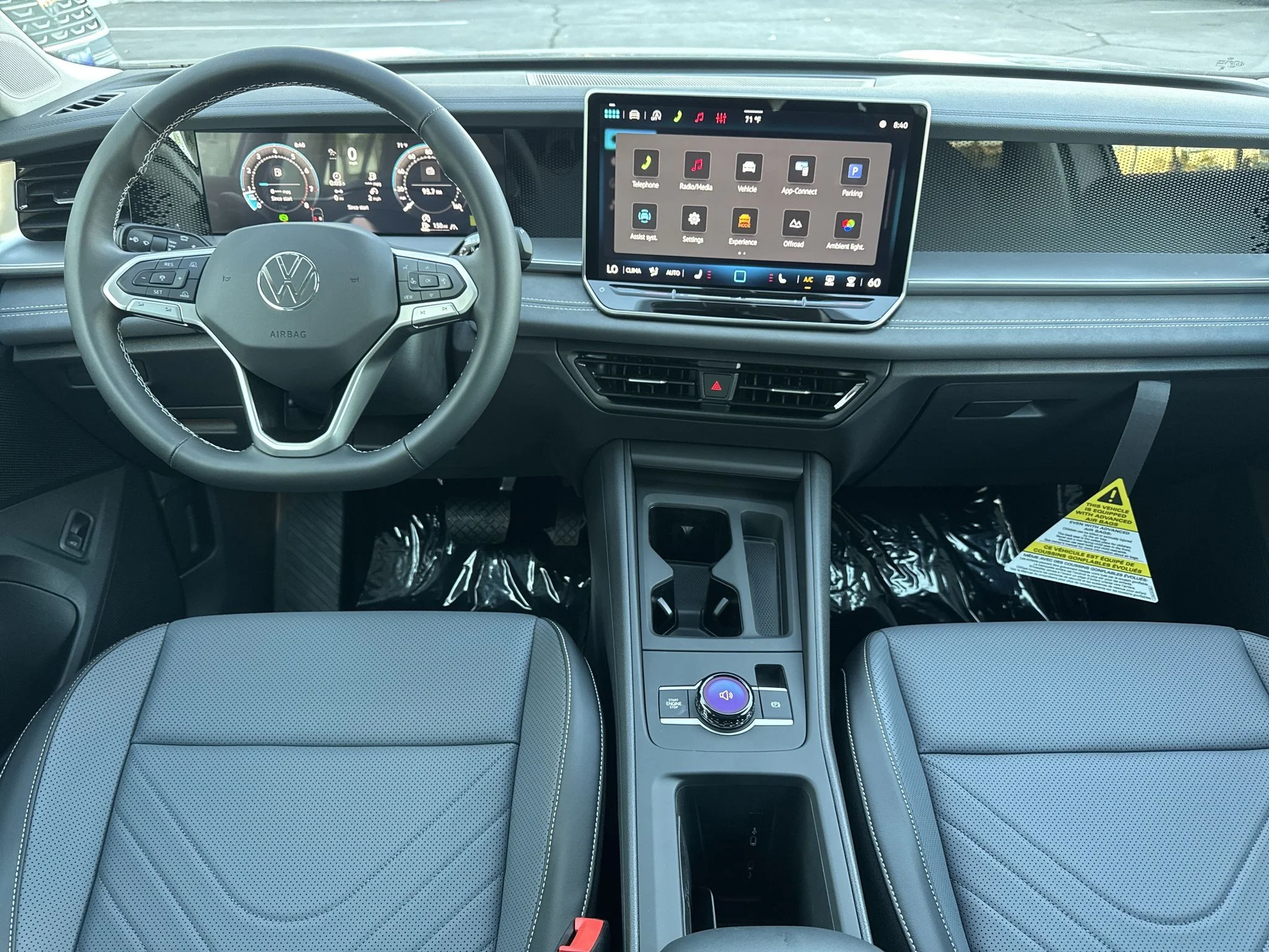 New 2026 Pure White Volkswagen SE image 17